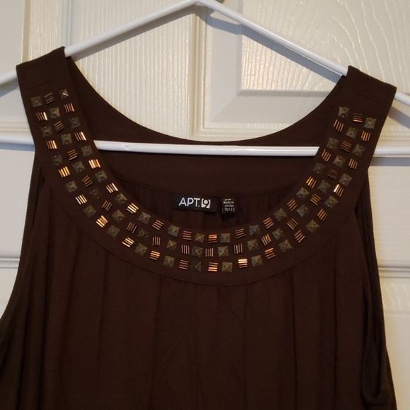 Top - Picture 2 of 3